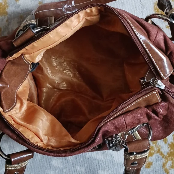 Kathy Van Zeeland purse - Picture 4 of 8